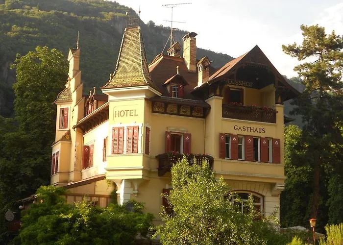 Vintage Castle Schlosshof B&B